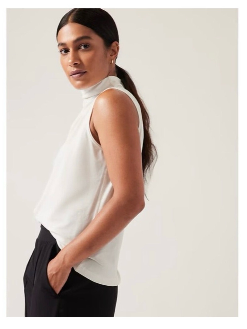 New Athleta Outbound Tank XSmall Magnolia White